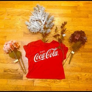 “Enjoy Coca Cola“ cropped red T-shirt